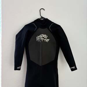 Hyperflex Access Series 3/2mm Men's Large Black Full Body Wetsuit